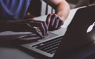 爱游戏体育网页版-“德甲激烈竞争，最后冲刺谁能占上风？”，德甲收官战